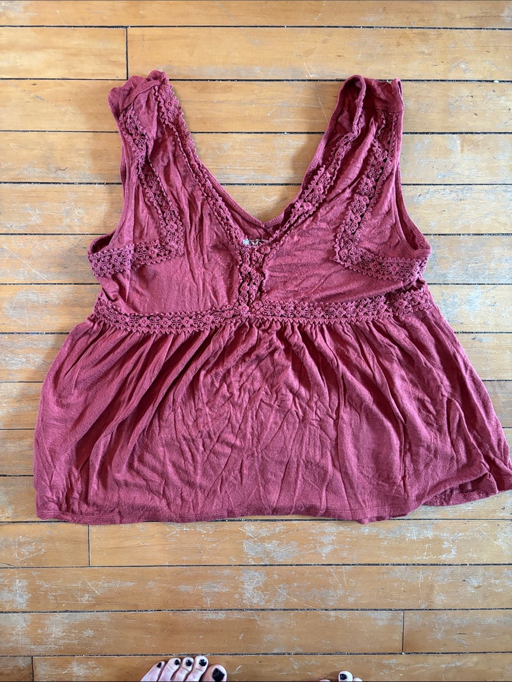 EUC Mudd Rust Crochet-Trim Tank Top